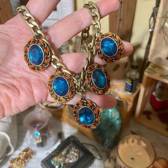 Vintage Chunky Chain Blue Crystal Statement Necklace - Picture 10 of 10